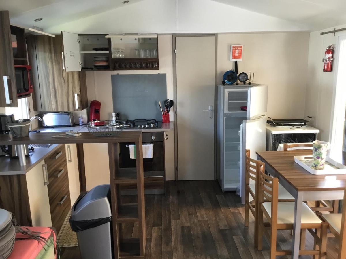 Frejus Tout Confort, Climatisation,Linge De Lit Et De Toilette, Coffre Fort, Ventilations Au Plafond Chambres Et Wifi Possible Εξωτερικό φωτογραφία