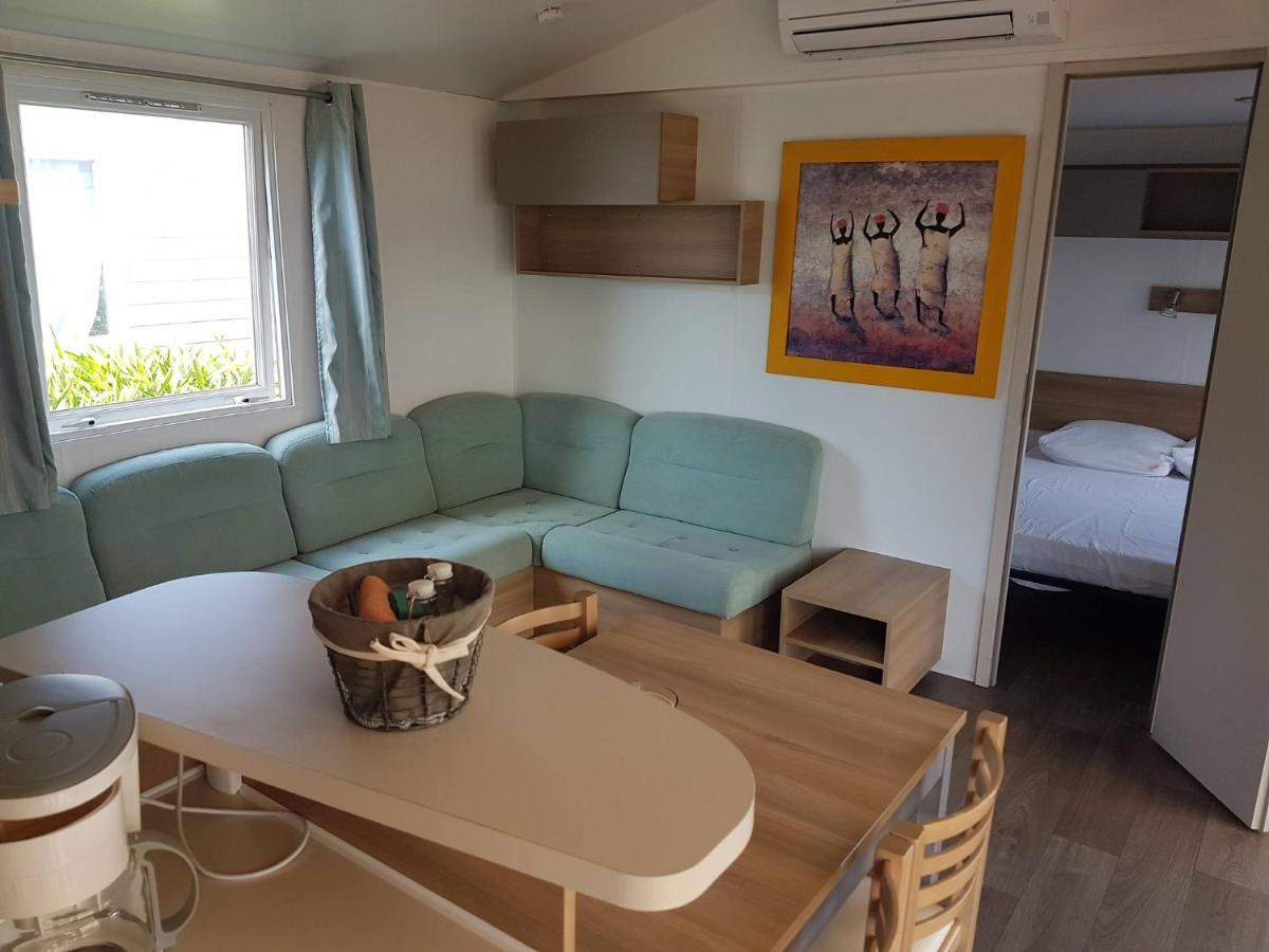 Frejus Tout Confort, Climatisation,Linge De Lit Et De Toilette, Coffre Fort, Ventilations Au Plafond Chambres Et Wifi Possible Εξωτερικό φωτογραφία