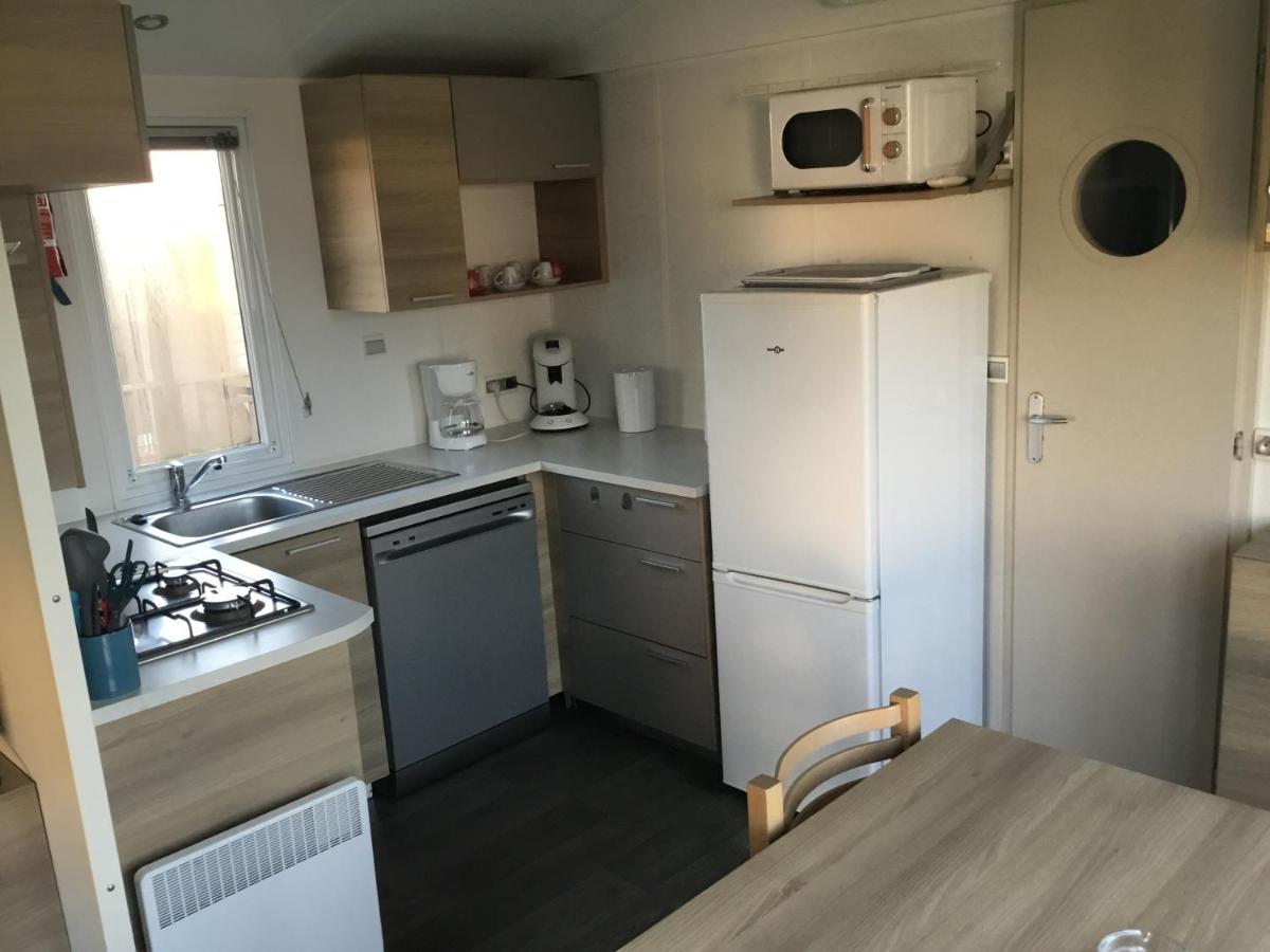 Frejus Tout Confort, Climatisation,Linge De Lit Et De Toilette, Coffre Fort, Ventilations Au Plafond Chambres Et Wifi Possible Εξωτερικό φωτογραφία
