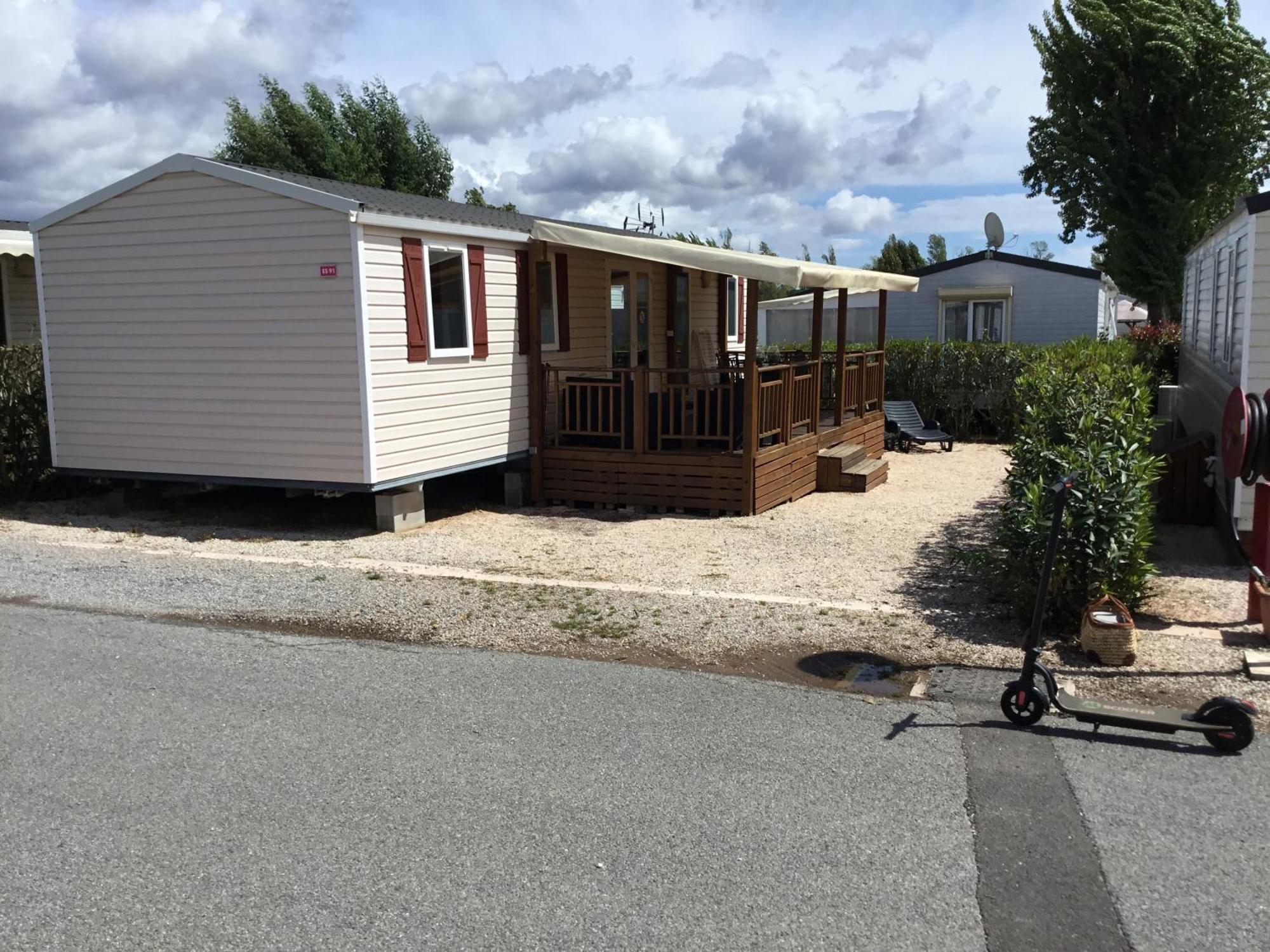 Frejus Tout Confort, Climatisation,Linge De Lit Et De Toilette, Coffre Fort, Ventilations Au Plafond Chambres Et Wifi Possible Εξωτερικό φωτογραφία