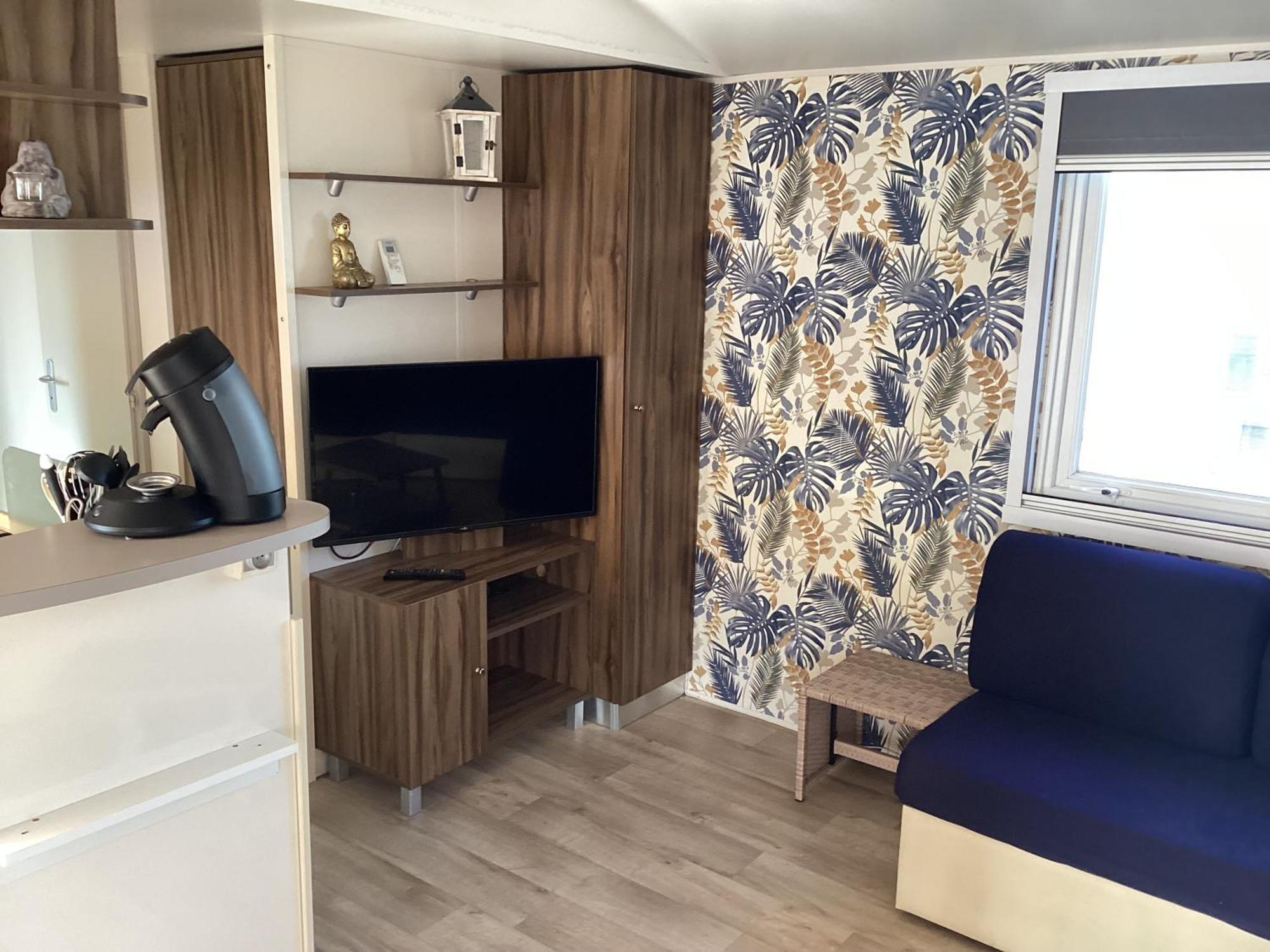 Frejus Tout Confort, Climatisation,Linge De Lit Et De Toilette, Coffre Fort, Ventilations Au Plafond Chambres Et Wifi Possible Εξωτερικό φωτογραφία