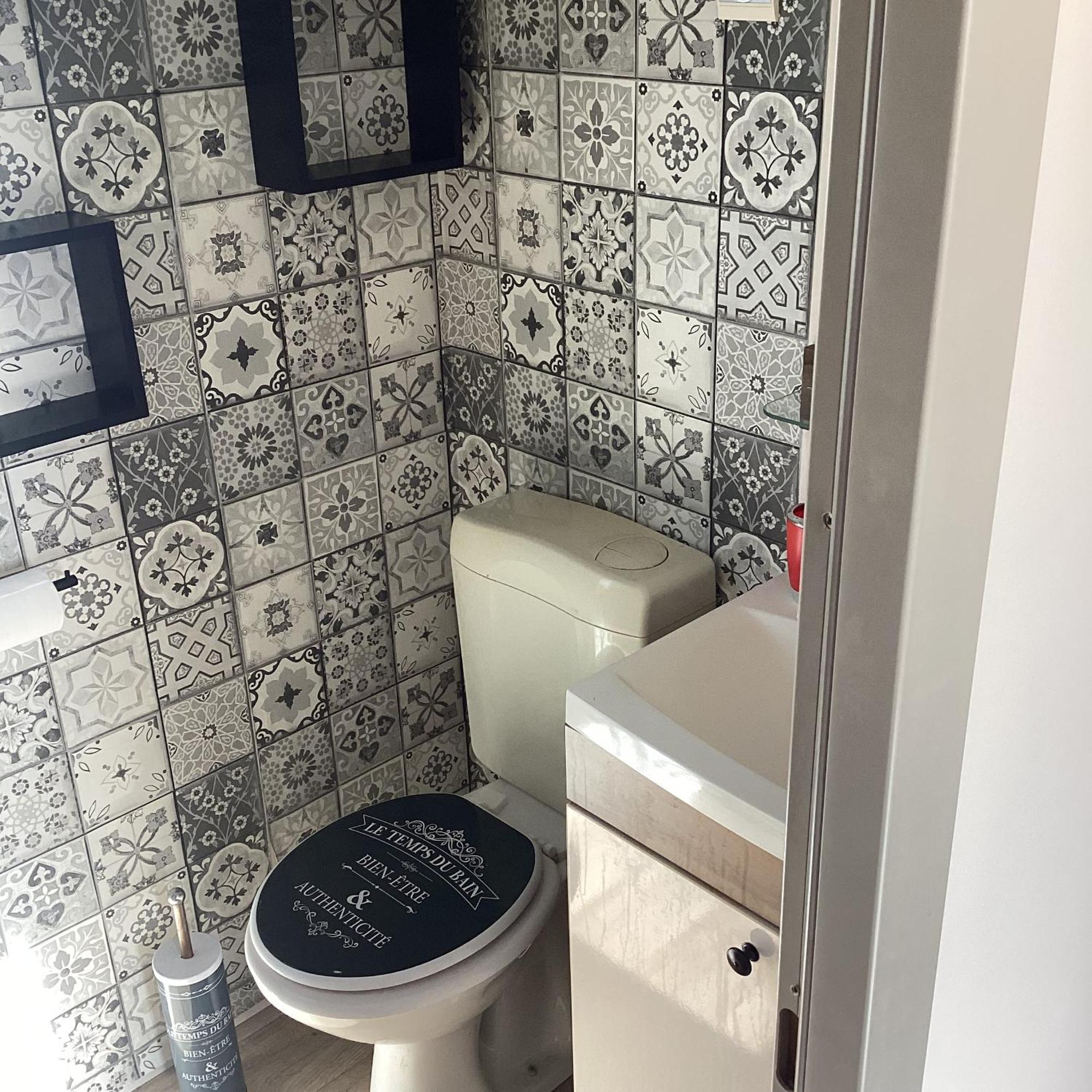 Frejus Tout Confort, Climatisation,Linge De Lit Et De Toilette, Coffre Fort, Ventilations Au Plafond Chambres Et Wifi Possible Εξωτερικό φωτογραφία
